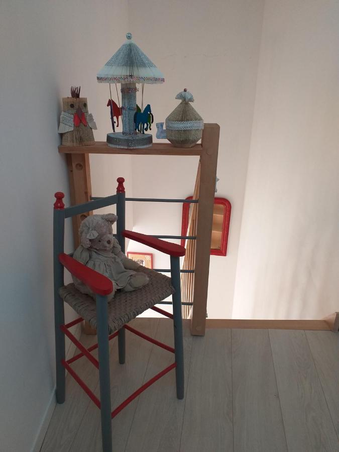 LodèveLa Maison D Annickアパートメント エクステリア 写真